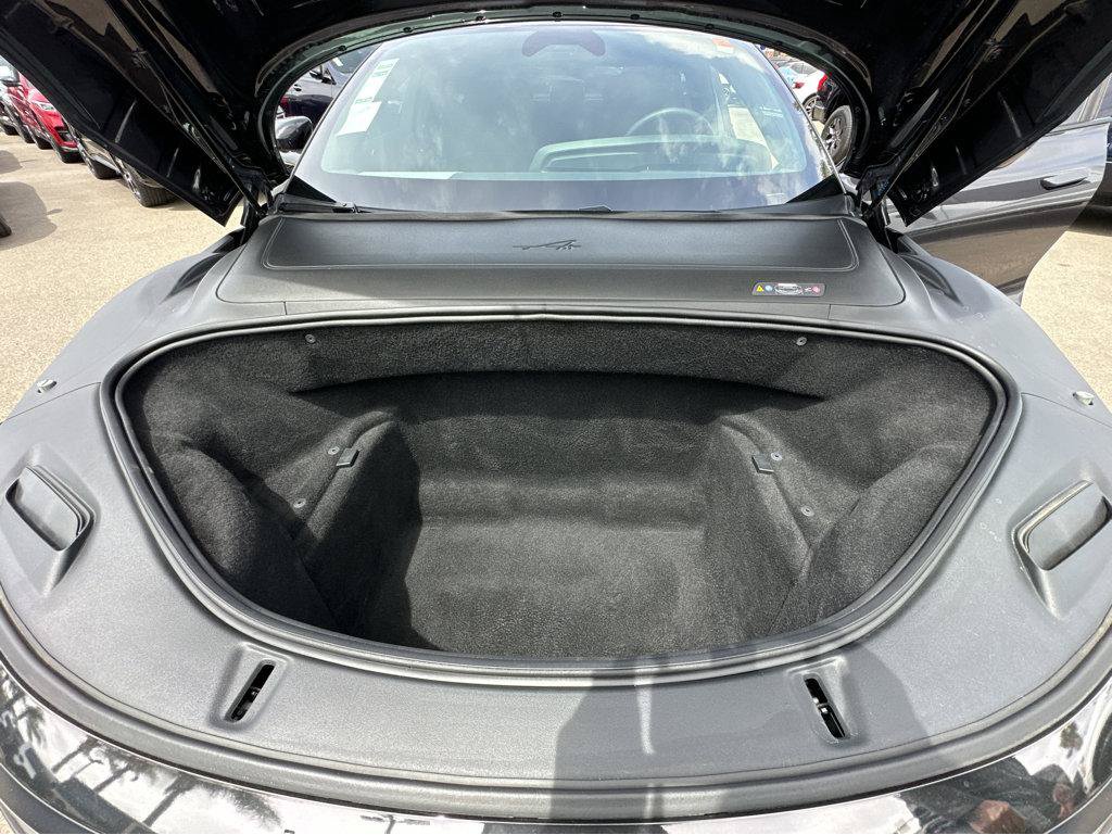 Used 2024 Lucid Air Pure RWD image 42