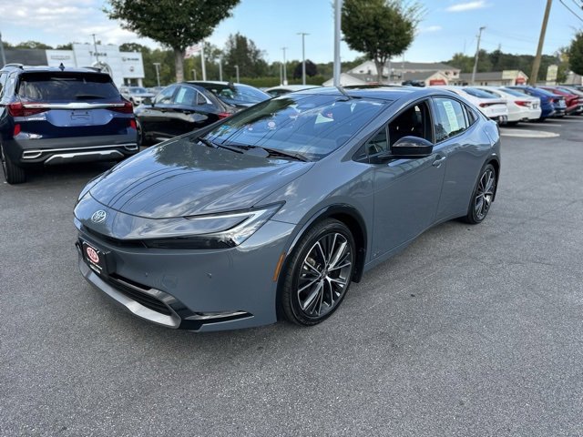 Used 2024 Toyota Prius Limited image 4