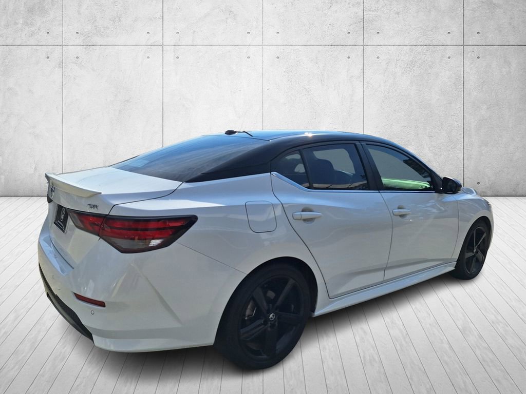 Used 2023 Nissan Sentra SR w/ Trunk Package image 5