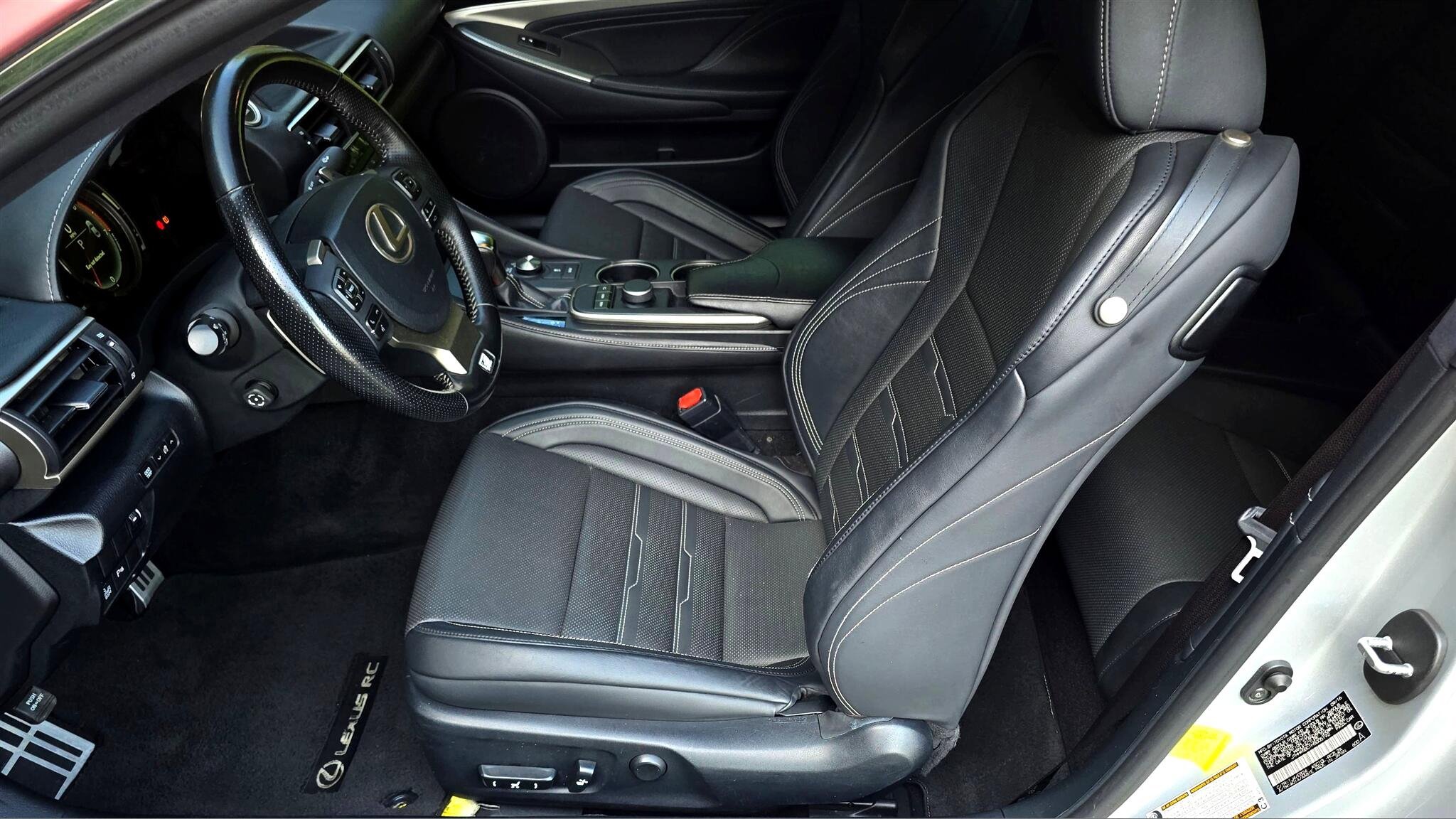 Used 2017 Lexus RC 200t F Sport image 9