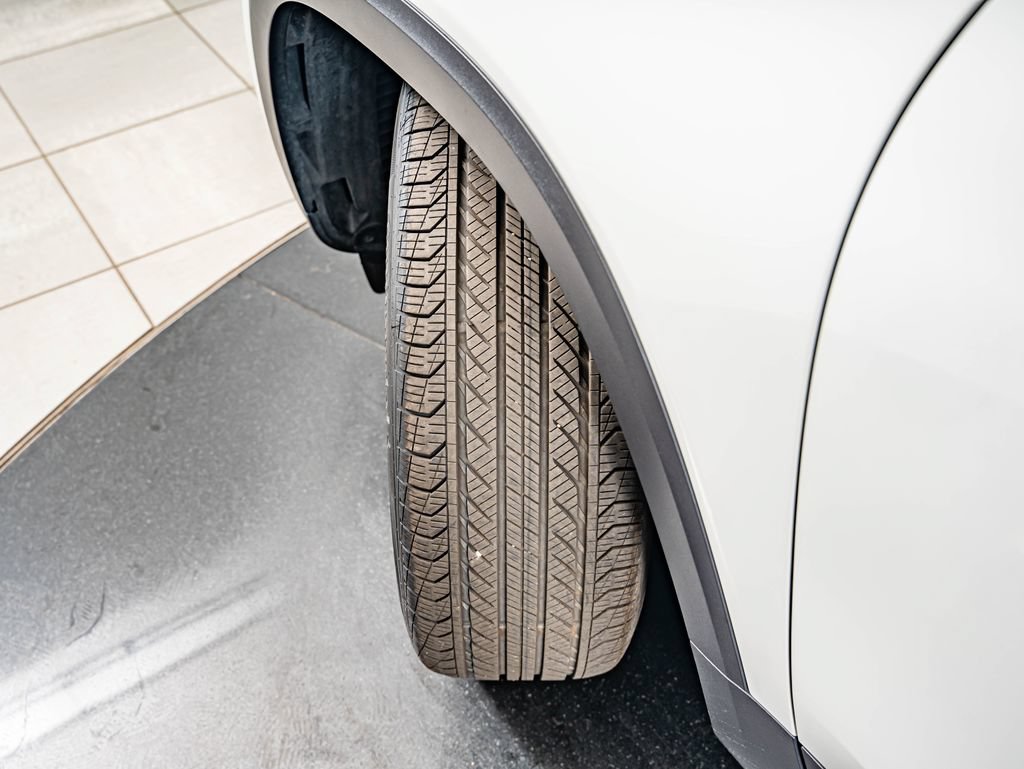 Certified 2026 Mercedes-Benz GLB 250 4MATIC image 43