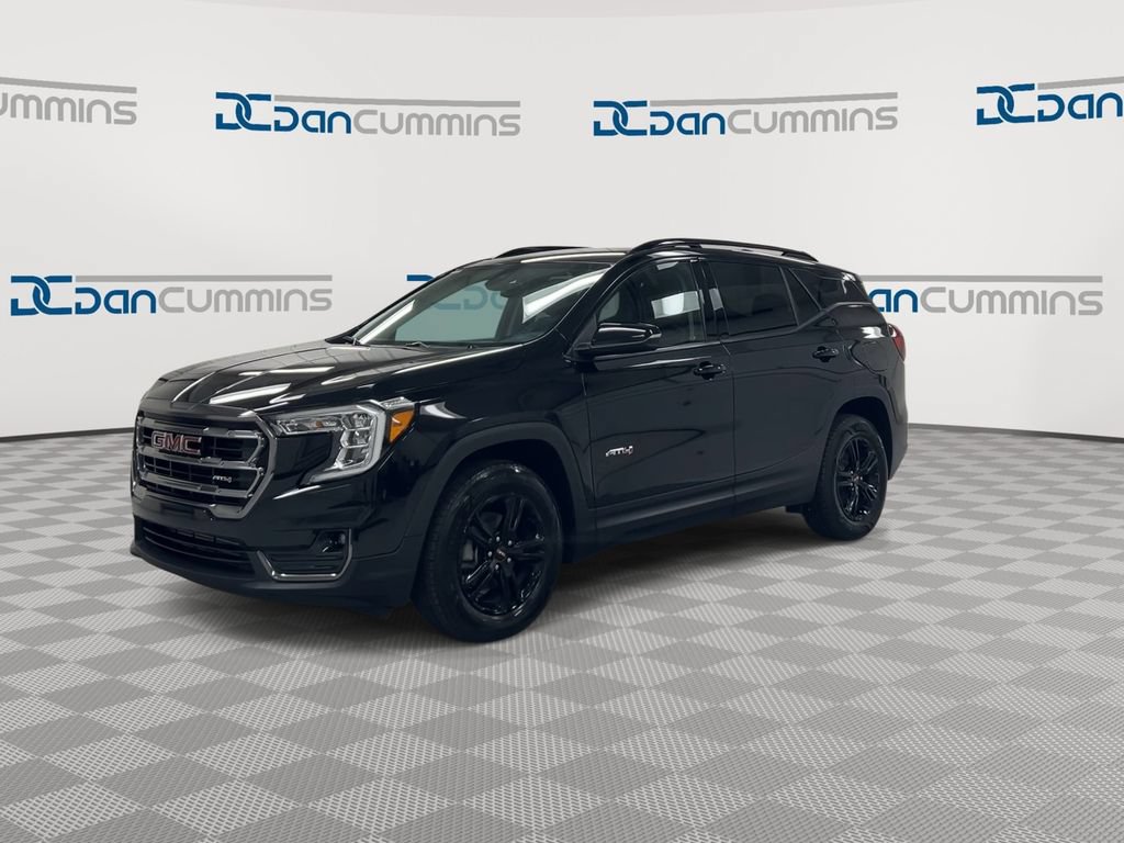 Used 2023 GMC Terrain AT4 AWD/4WD image 4