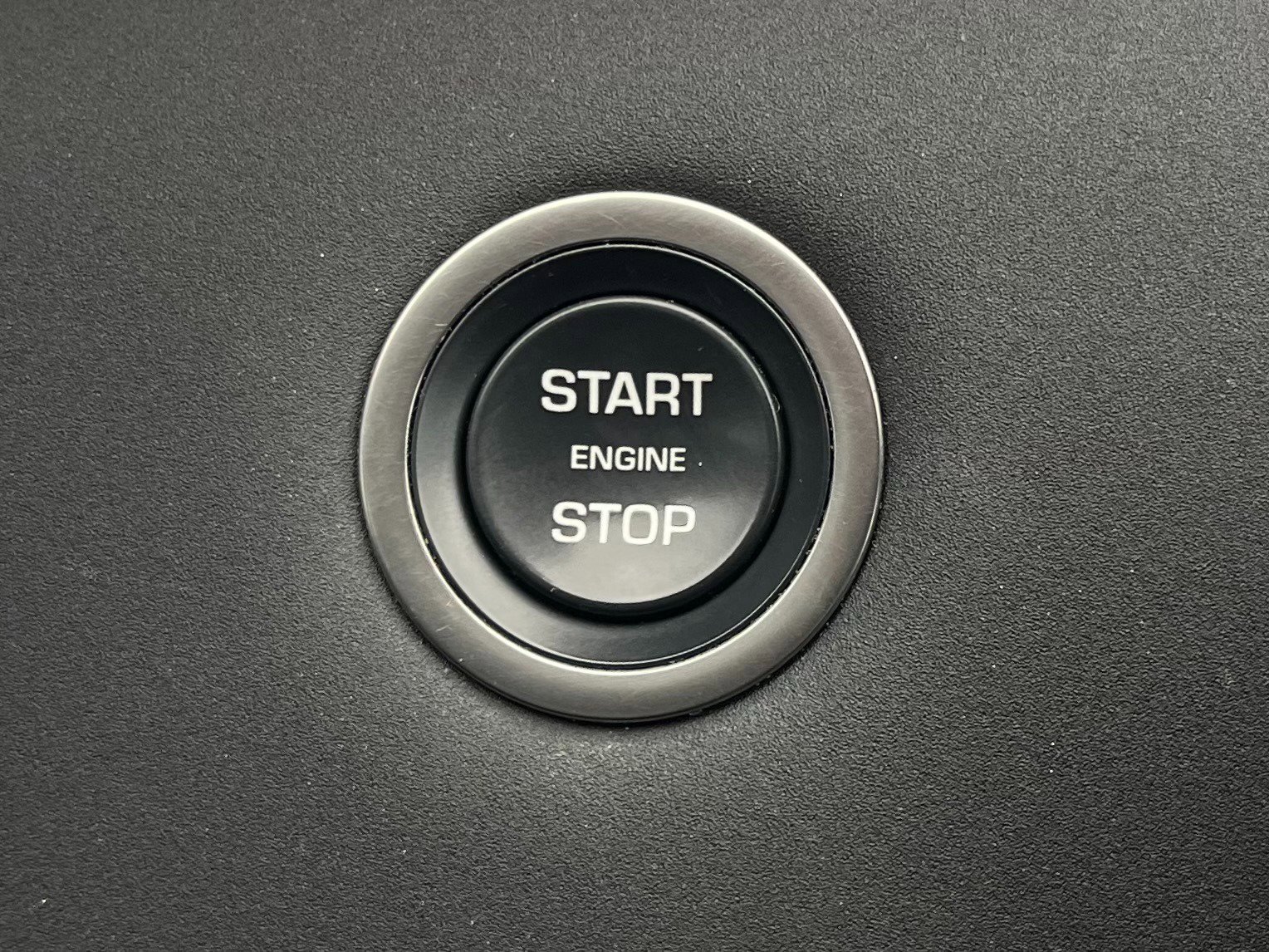 Used 2024 Land Rover Range Rover Evoque Dynamic SE image 60