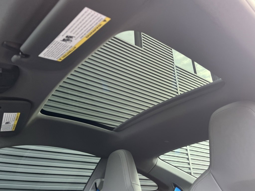 Used 2024 Porsche 911 Carrera 4S w/ Premium Package image 32