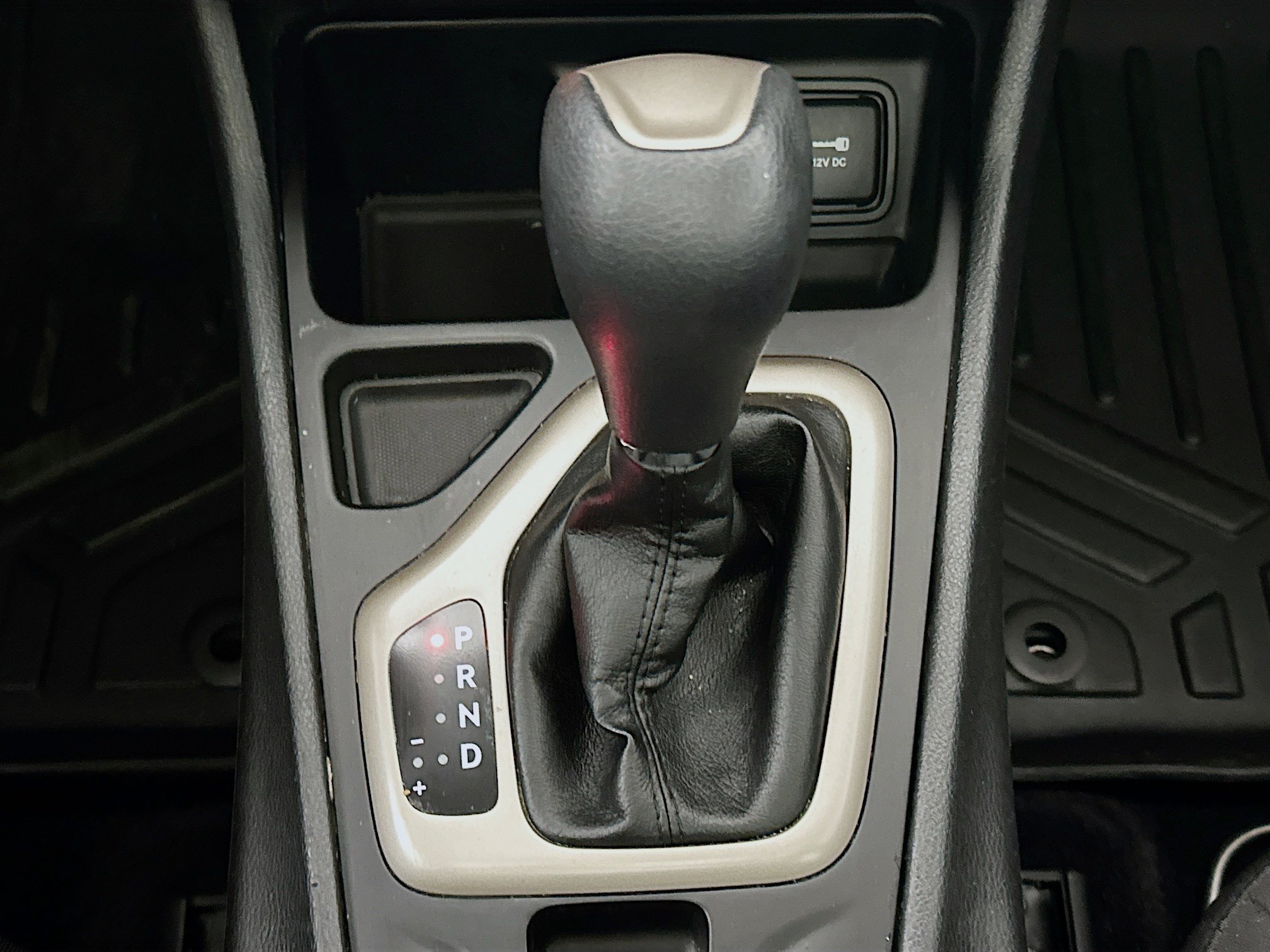 Used 2016 Jeep Cherokee 75th Anniversary FWD image 24