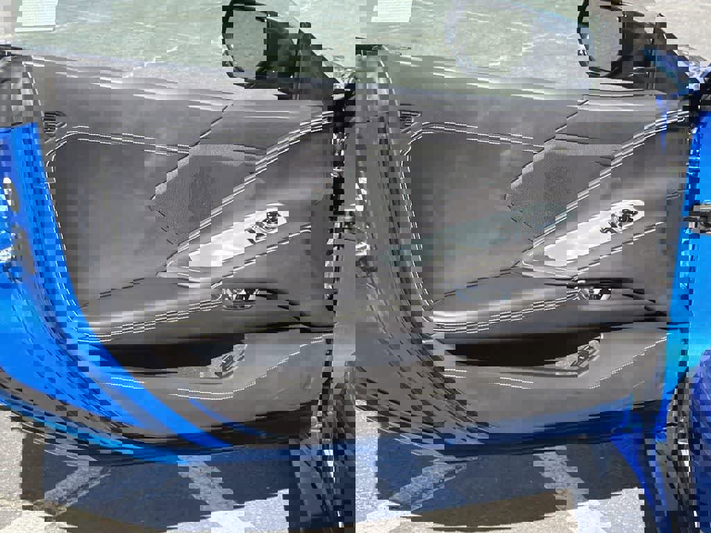 Used 2024 Chevrolet Corvette Stingray Coupe w/ 1LT image 22