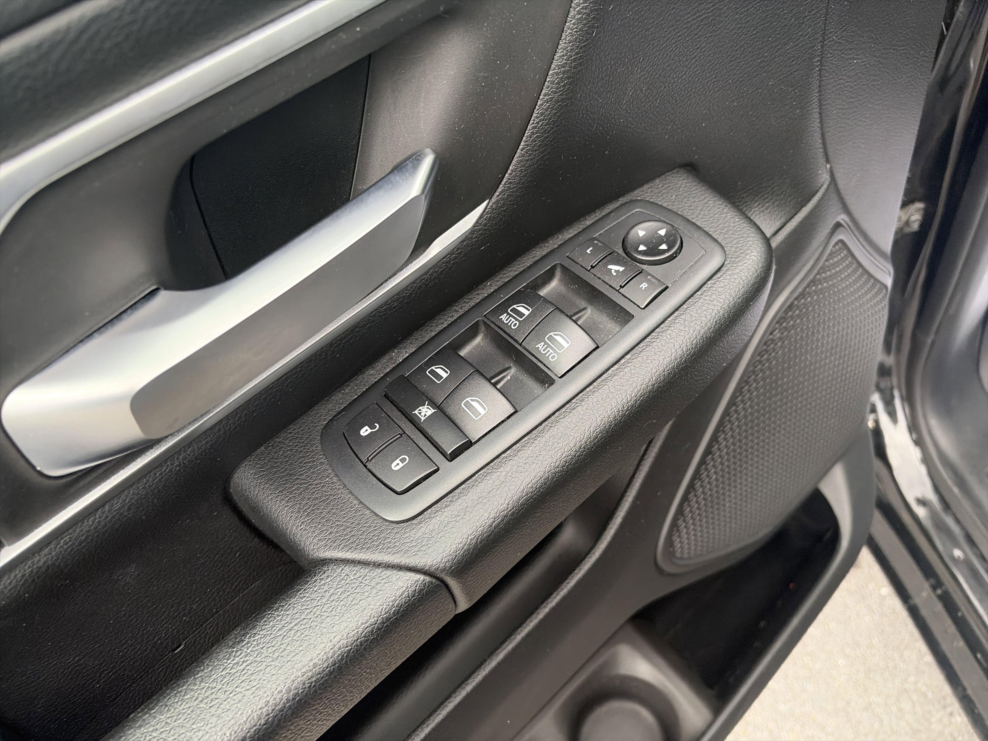 Used 2020 RAM 1500 Big Horn image 16