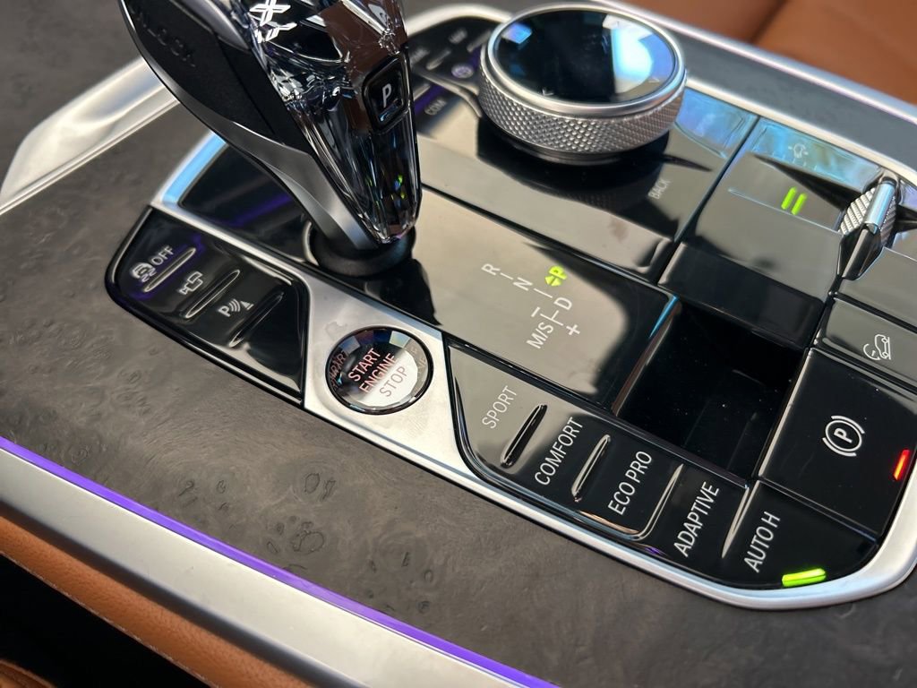 Used 2022 BMW X7 xDrive40i w/ M Sport Package image 66