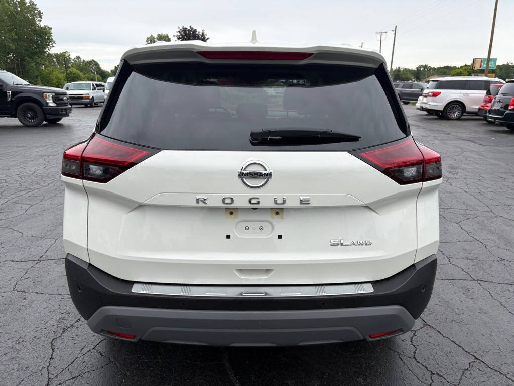Used 2021 Nissan Rogue SL w/ Premium Package AWD/4WD image 7
