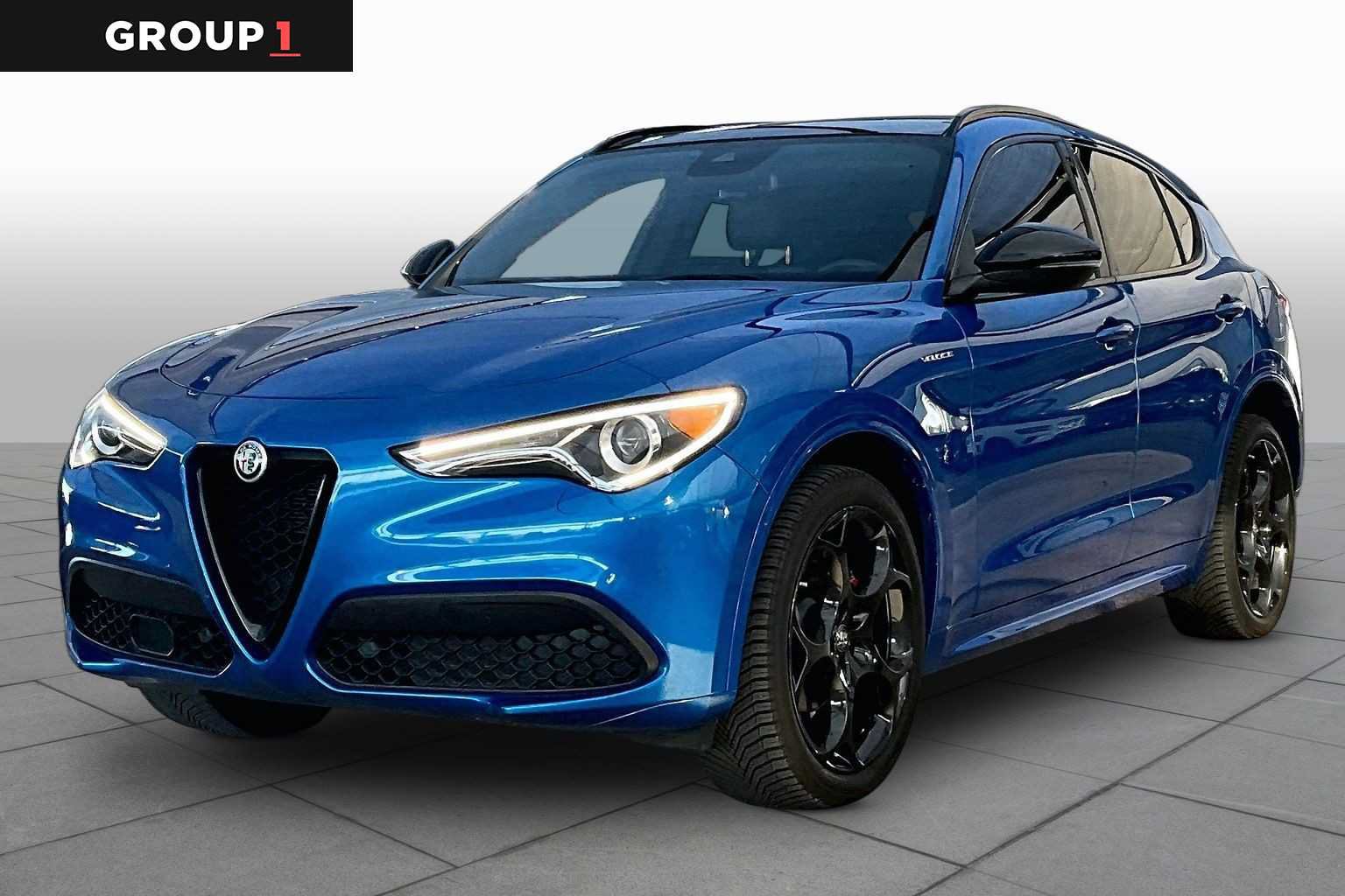 Used 2022 Alfa Romeo Stelvio Veloce AWD/4WD image 1