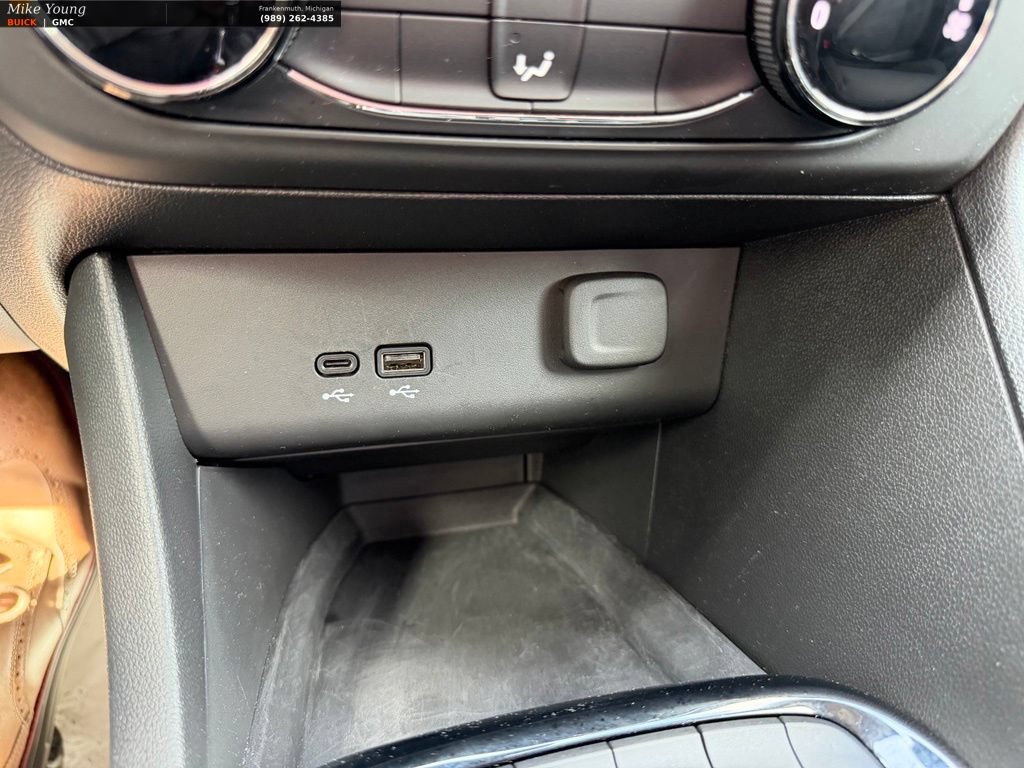 Used 2024 Buick Encore GX Preferred AWD/4WD image 26