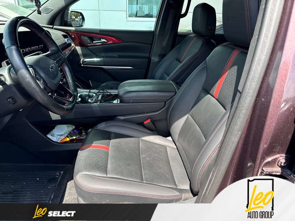 Used 2024 Chevrolet Traverse RS w/ LPO, Floor Liner Package AWD/4WD image 32