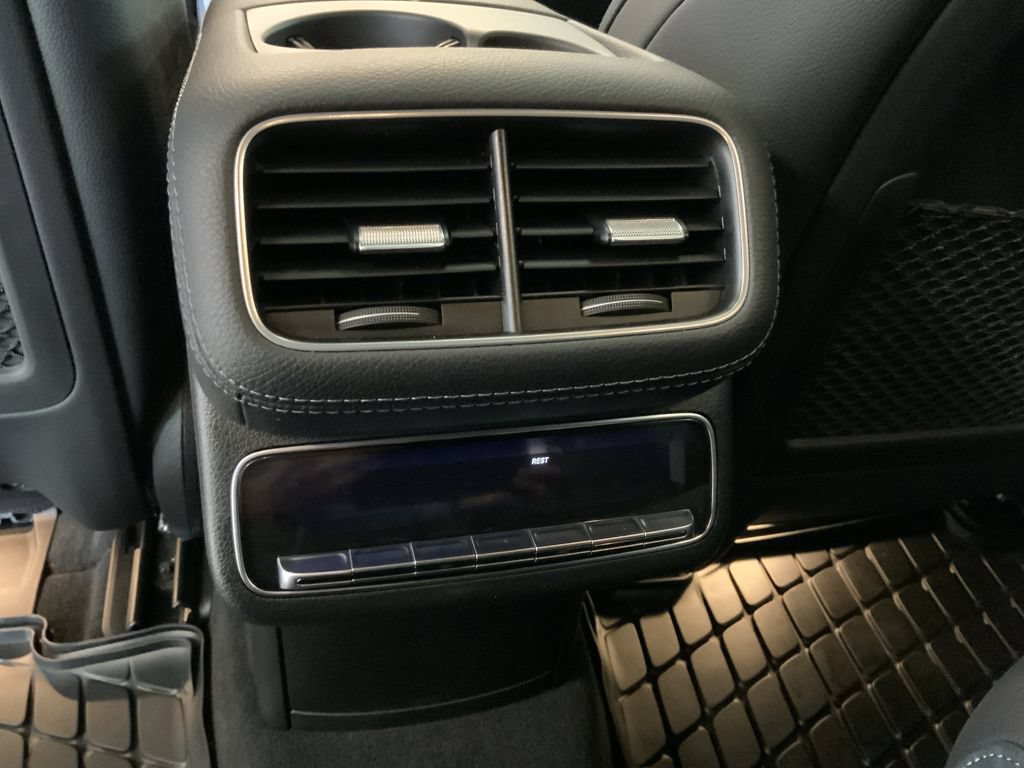 Used 2022 Mercedes-Benz GLS 450 4MATIC image 28