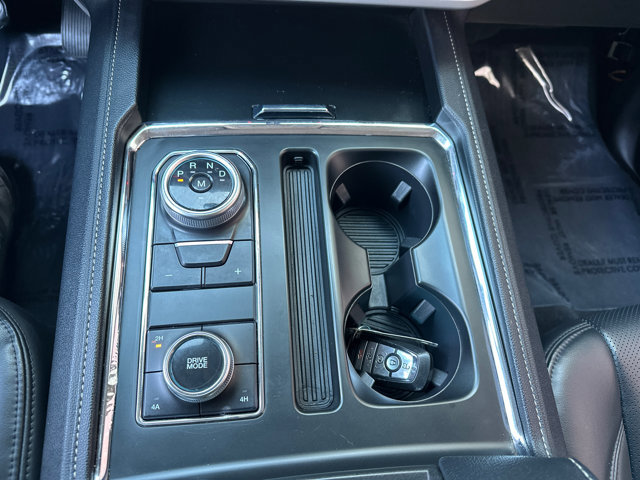 Used 2023 Ford Expedition Max XLT image 23