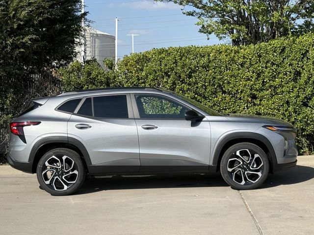 New 2026 Chevrolet Trax RS FWD image 3