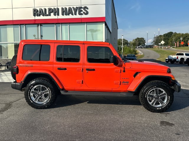 Used 2020 Jeep Wrangler Unlimited Sahara AWD/4WD image 2