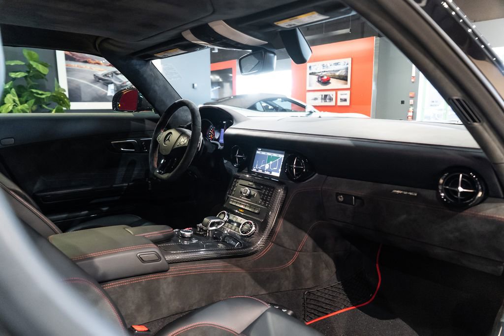 Used 2014 Mercedes-Benz SLS AMG Black Series image 30