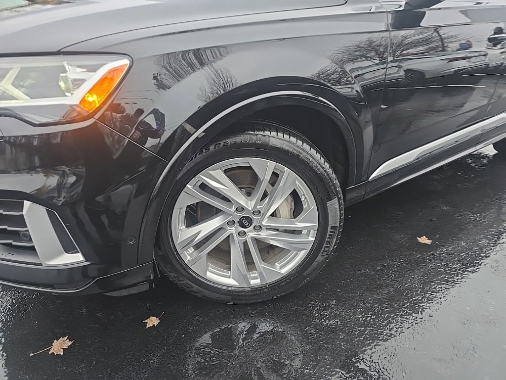 Used 2023 Audi Q7 3.0T Premium Plus image 2