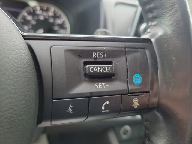 Used 2021 Nissan Rogue SV w/ Premium Package image 22