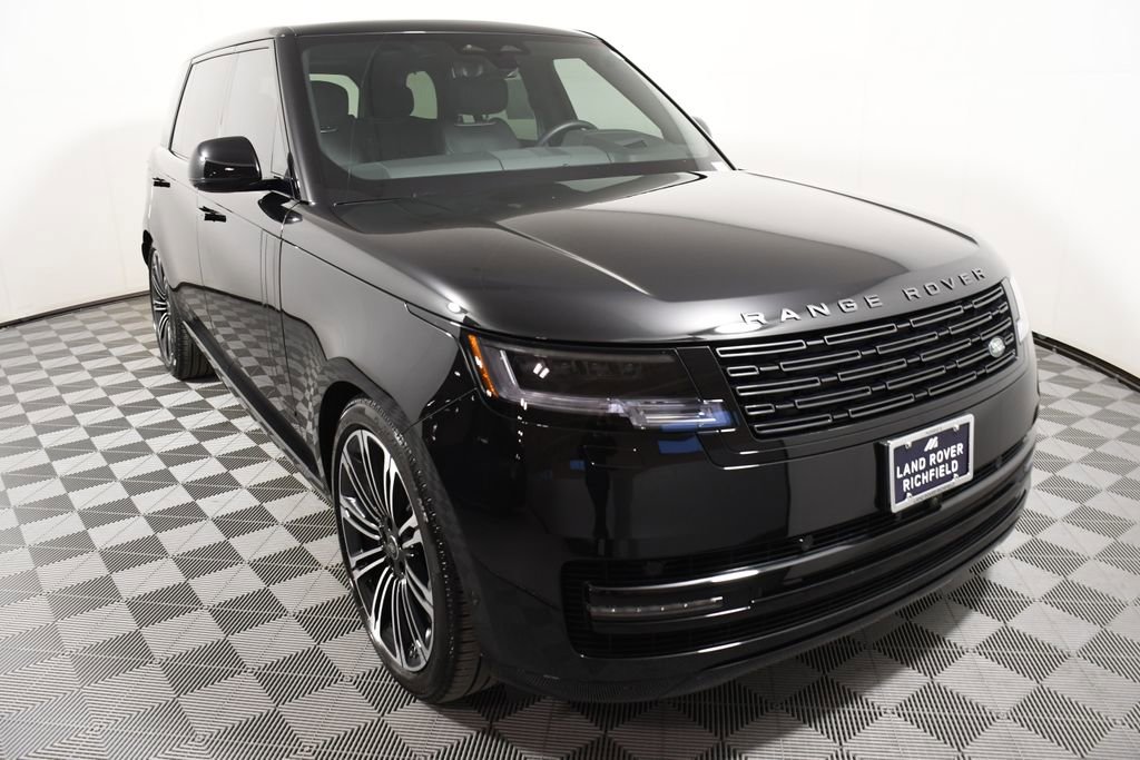 Used 2025 Land Rover Range Rover Long Wheelbase Autobiography image 9