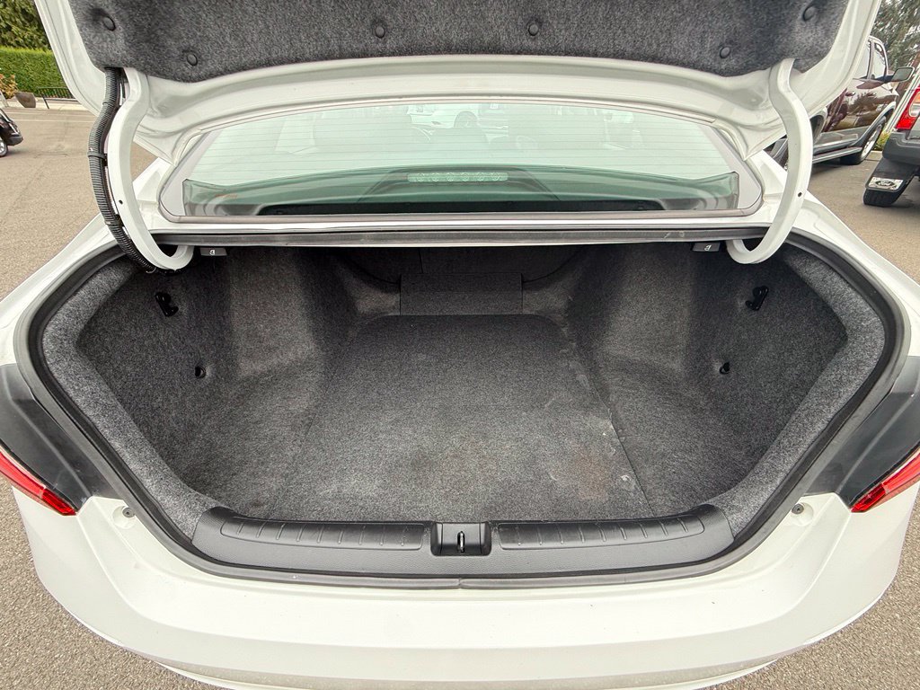 Used 2018 Honda Accord EX-L image 11