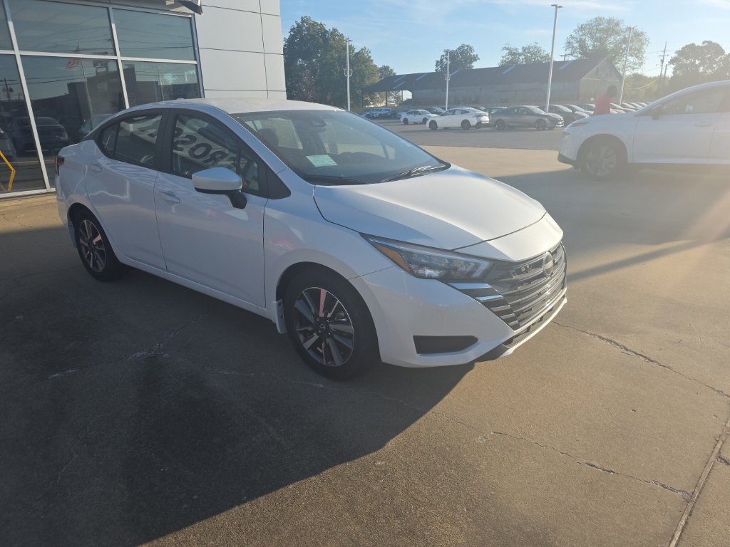 New 2025 Nissan Versa SV w/ Trunk Package FWD image 4