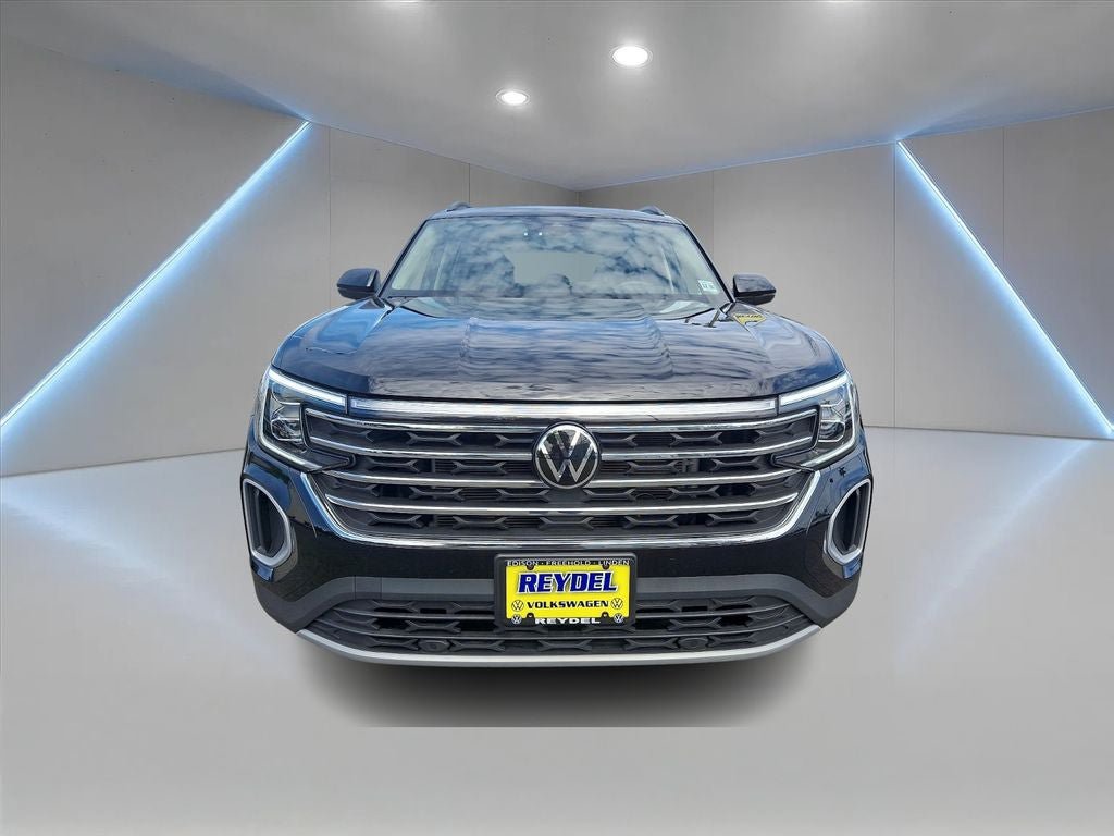 Used 2026 Volkswagen Atlas SE AWD/4WD image 2