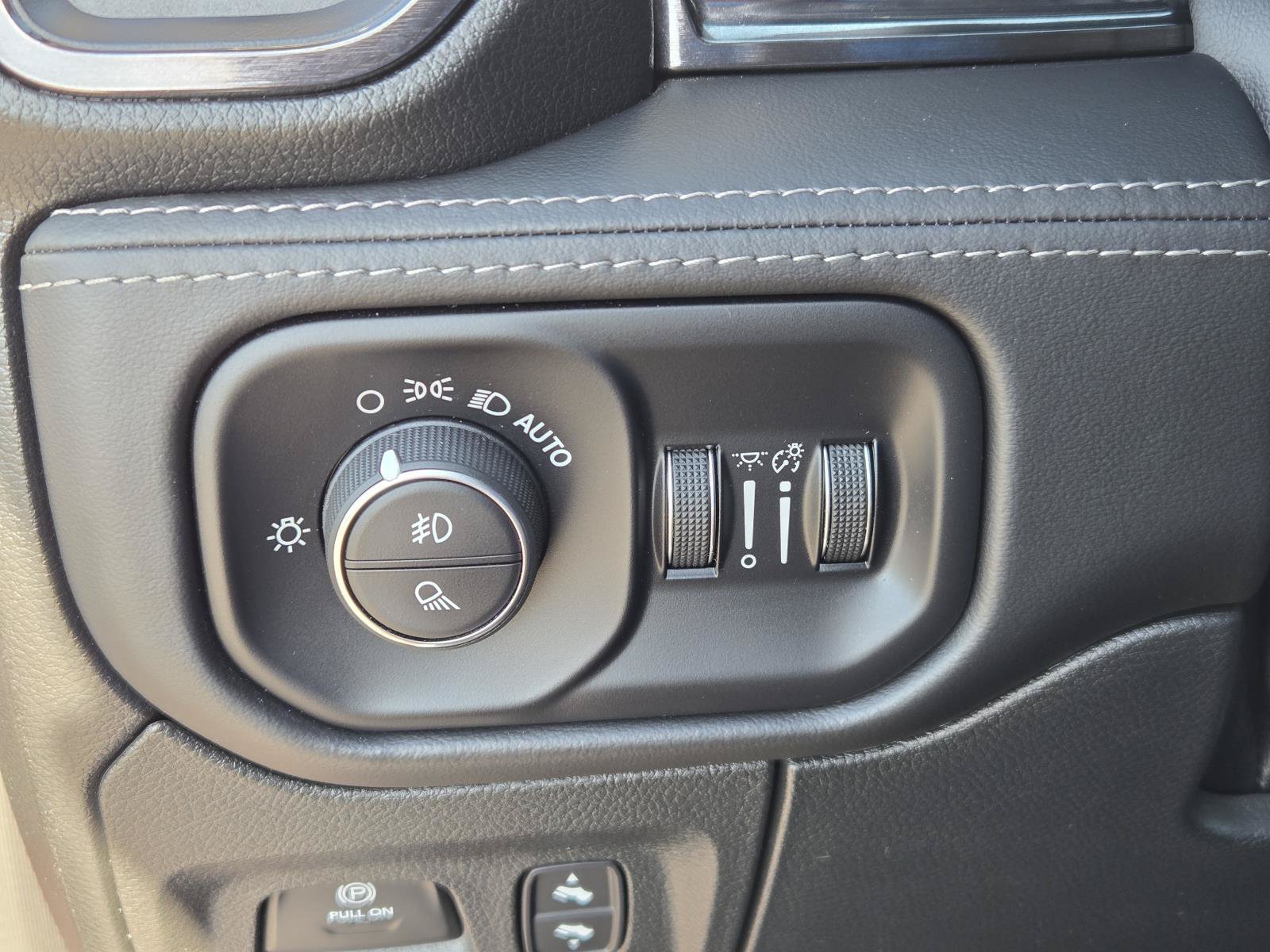 Used 2023 RAM 1500 Limited w/ Night Edition RWD image 20