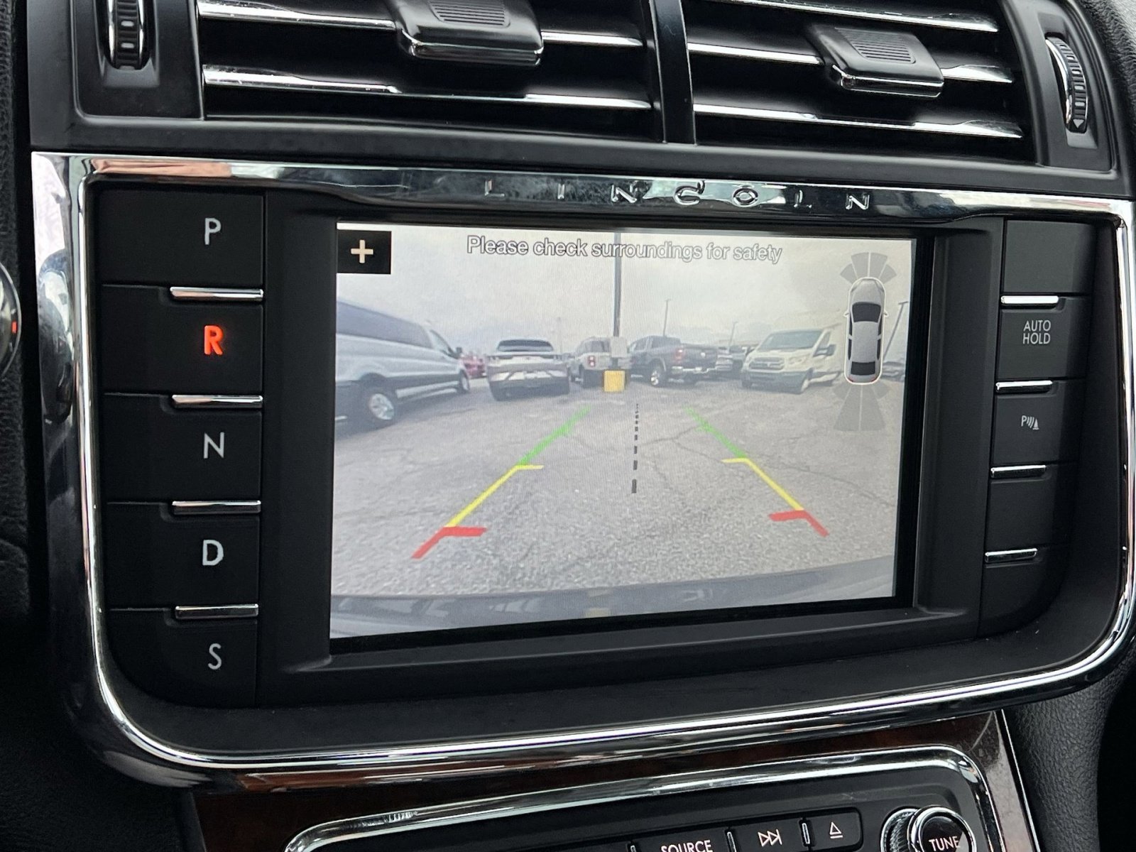 Used 2018 Lincoln Continental Reserve w/ Continental Climate Package image 18