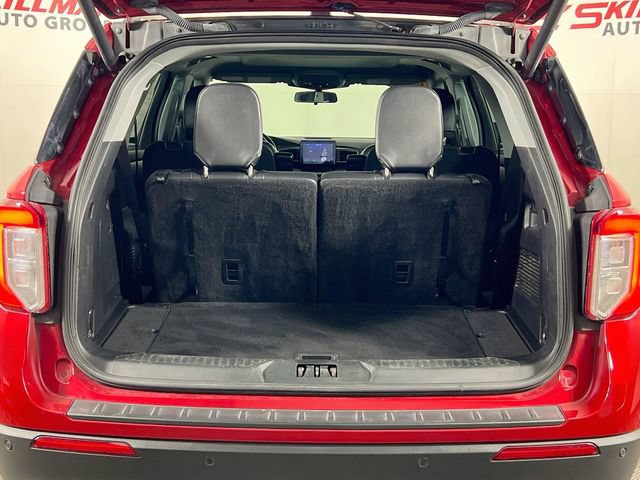 Used 2022 Ford Explorer XLT w/ Equipment Group 202A AWD/4WD image 26