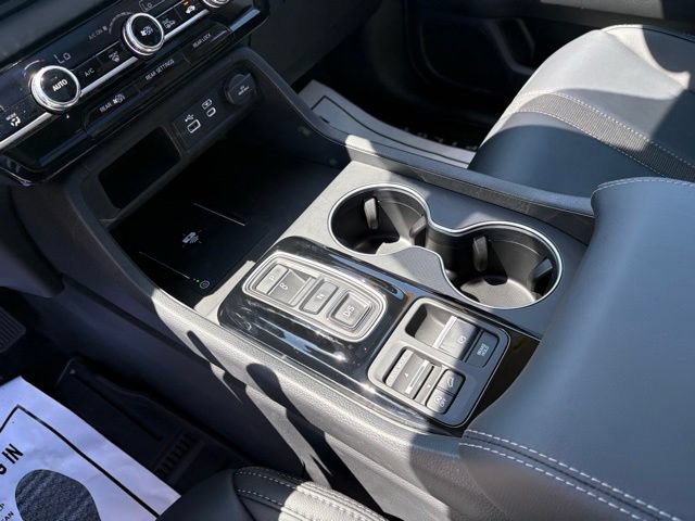 Used 2025 Honda Pilot Touring image 24