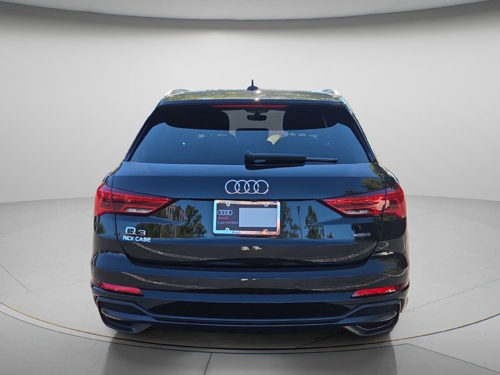 Used 2022 Audi Q3 2.0T Premium AWD/4WD image 5