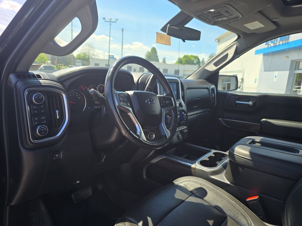 Used 2020 Chevrolet Silverado 1500 LT Trail Boss AWD/4WD image 10