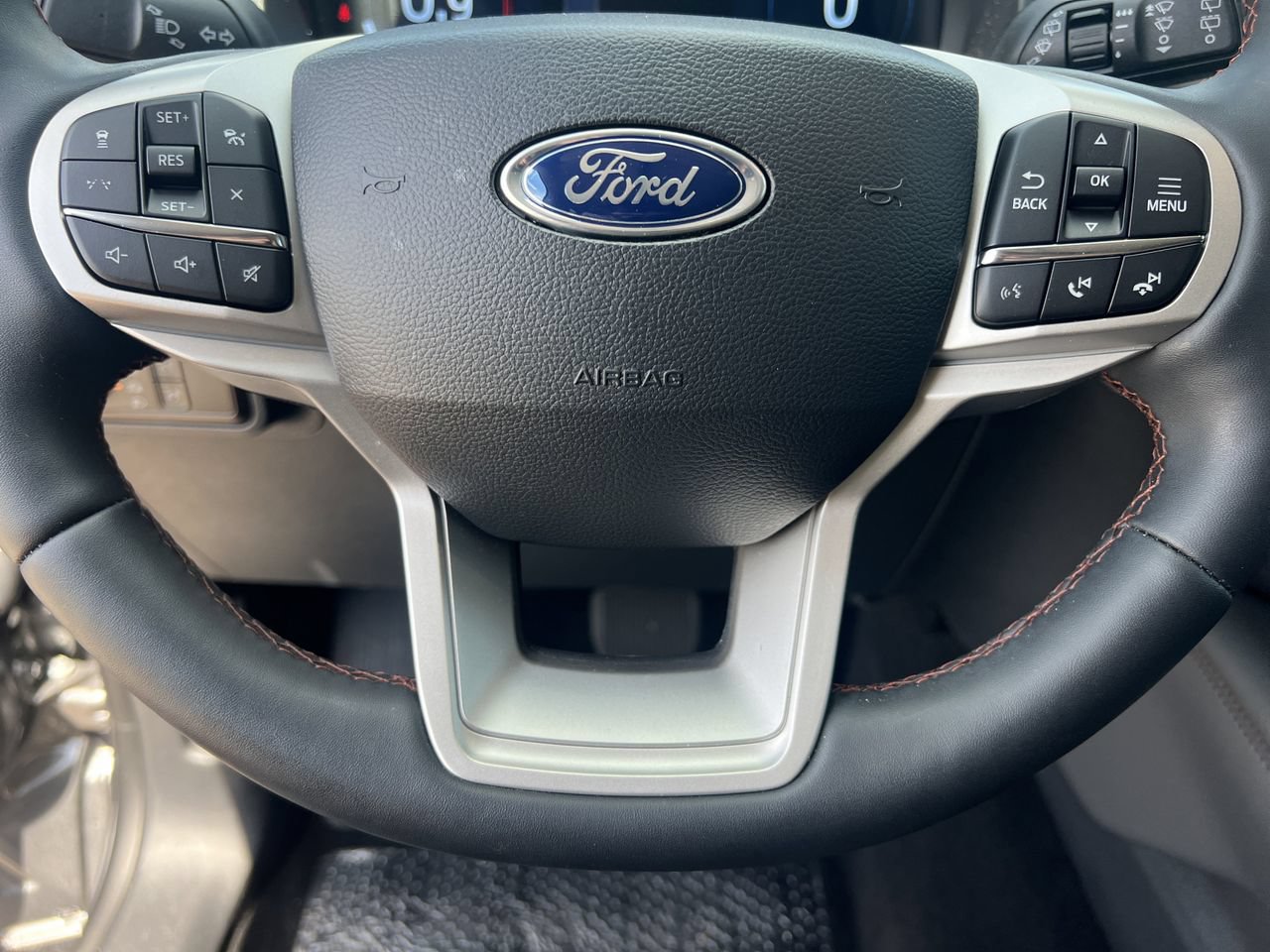 New 2026 Ford Explorer Active w/ Active Comfort Package AWD/4WD image 9