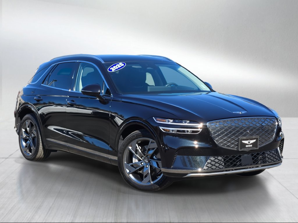 Used 2025 Genesis Electrified GV70 AWD/4WD image 2