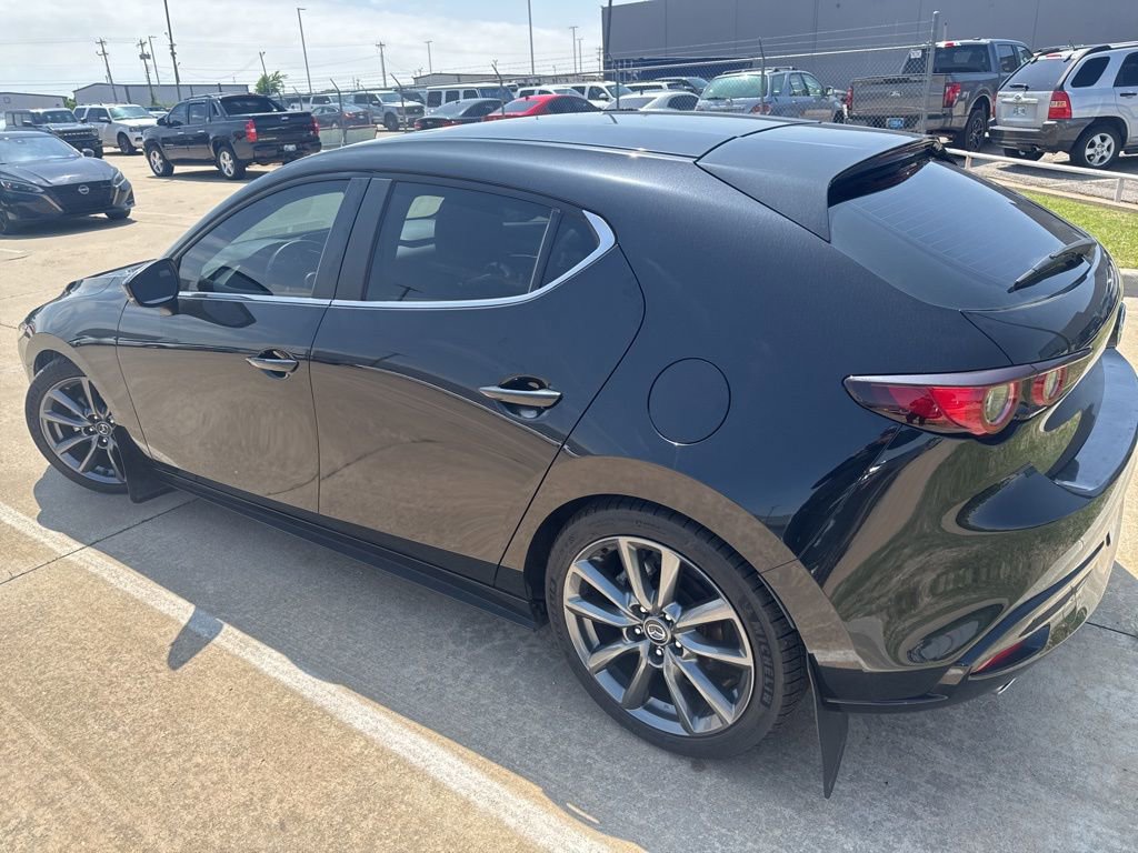 Used 2023 MAZDA MAZDA3 s FWD image 6