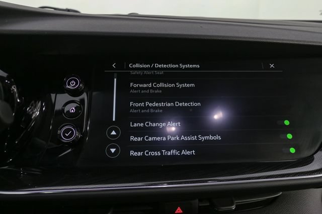 Used 2022 Buick Envision Essence w/ Safety Package FWD image 24