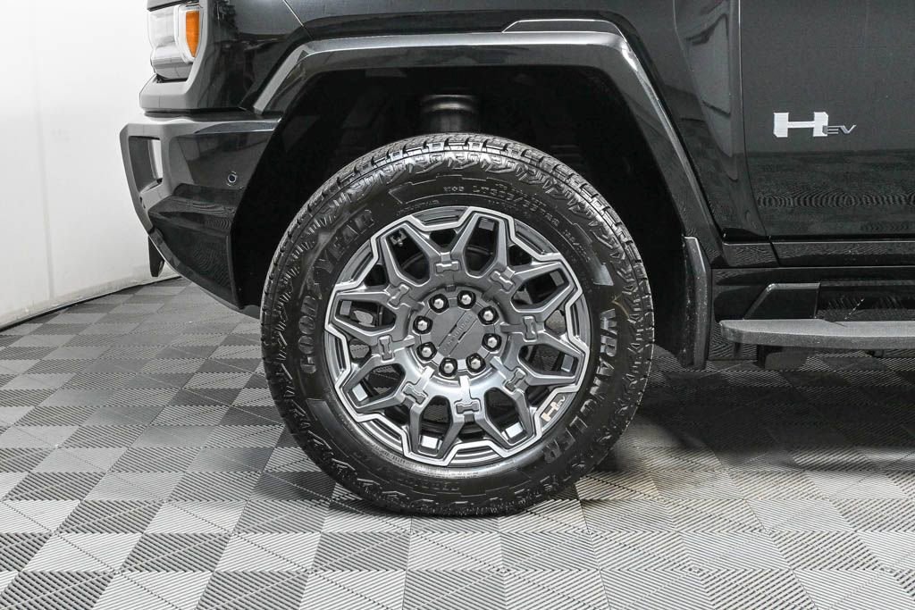 New 2025 GMC Hummer EV 3X w/ LPO, Illumination Package image 22