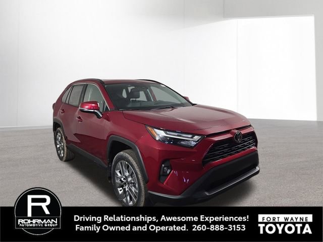 Used 2025 Toyota RAV4 XLE Premium image 4
