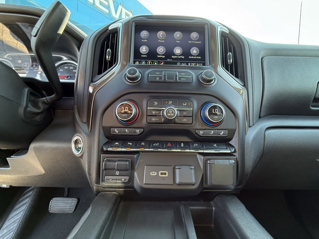 Used 2020 Chevrolet Silverado 1500 High Country w/ Technology Package image 18