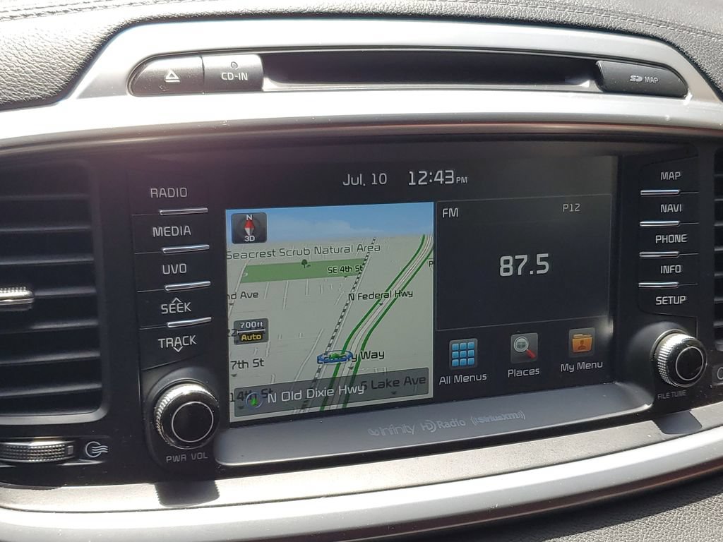 Used 2017 Kia Sorento SX FWD image 26