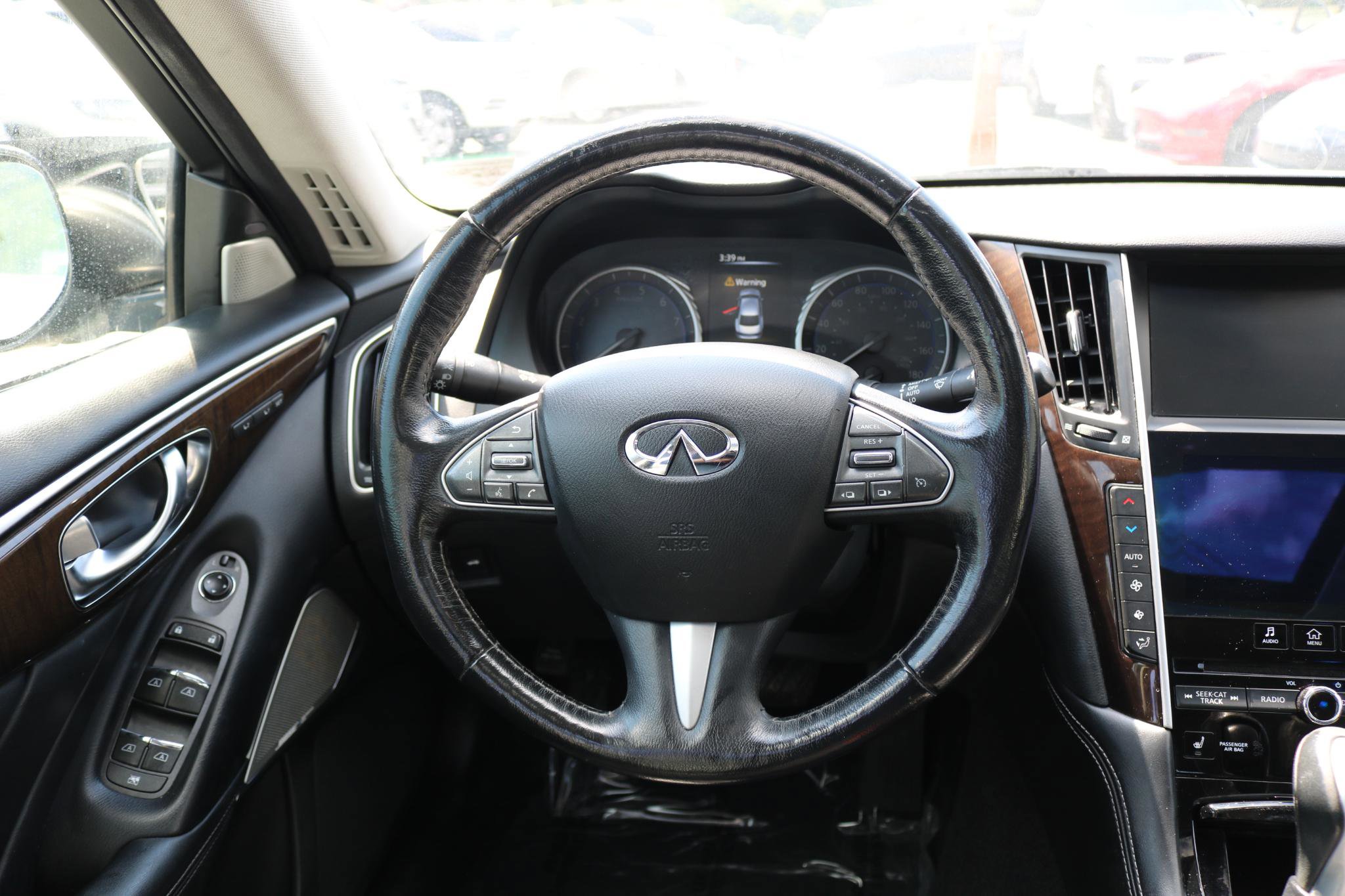 Used 2017 INFINITI Q50 3.0t Premium w/ Driver Assistance Package image 21