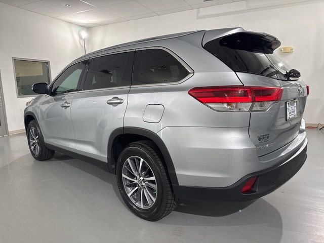 Used 2019 Toyota Highlander XLE image 8