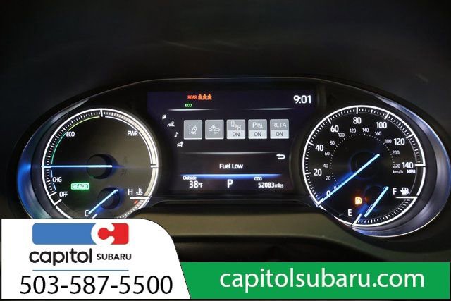 Used 2024 Toyota Venza XLE image 17