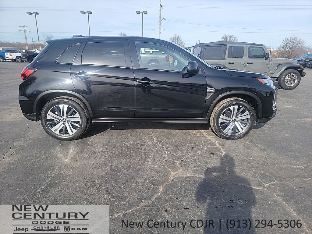 Used 2024 Mitsubishi Outlander Sport ES image 6