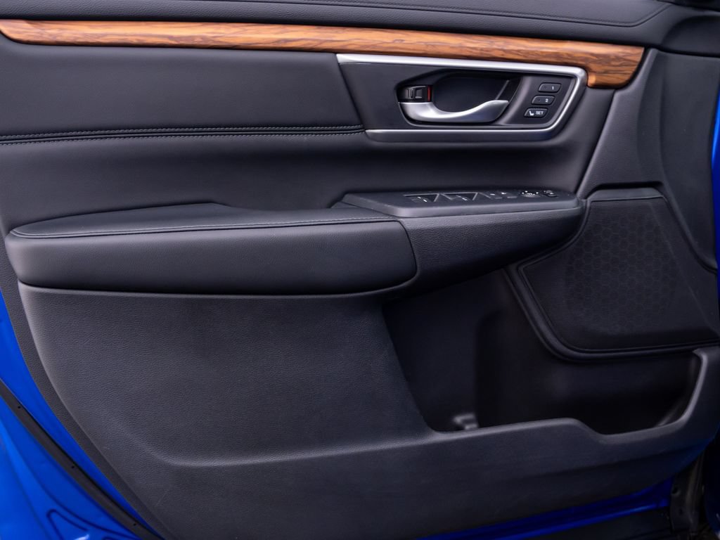 Used 2020 Honda CR-V Touring image 14