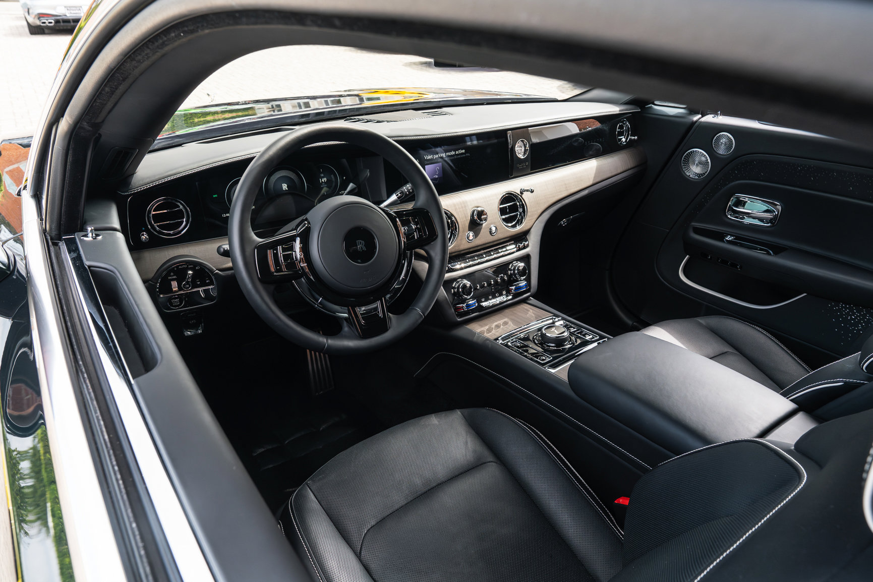 Certified 2024 Rolls-Royce Spectre w/ Spectre Launch Package AWD/4WD image 18
