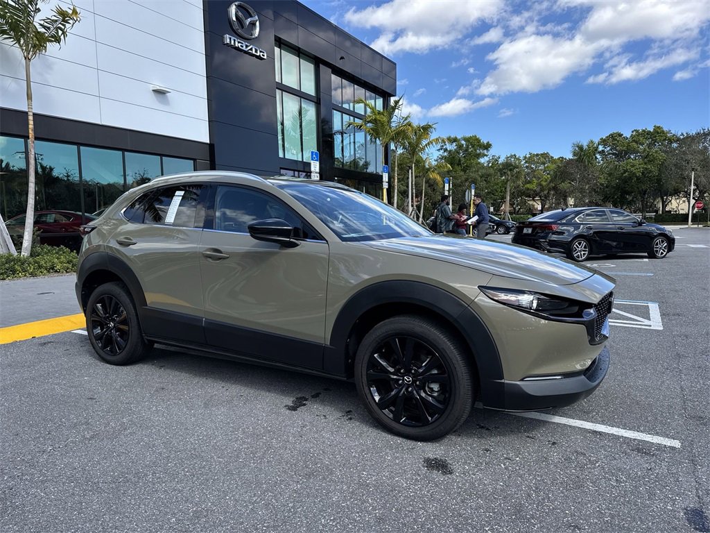 New 2024 MAZDA CX-30 Carbon image 7