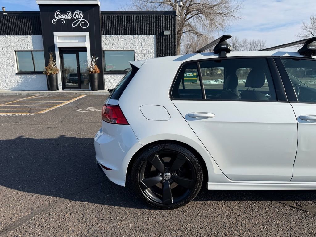 Used 2017 Volkswagen Golf R 4-Door AWD/4WD image 3