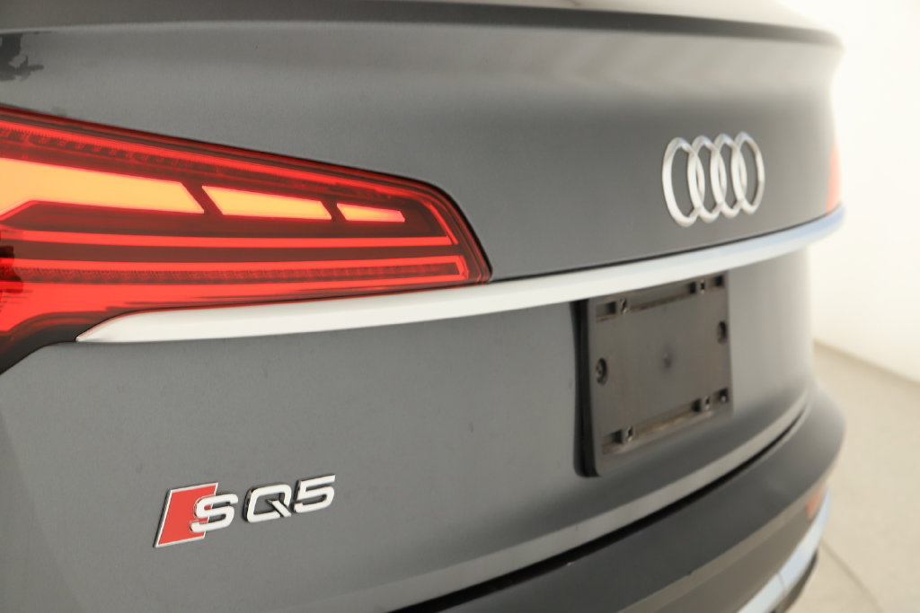 Certified 2022 Audi SQ5 Premium w/ Convenience Package AWD/4WD image 31